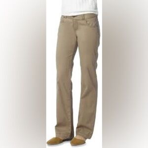 Prana women’s khaki Bedford Canyon straight leg outdoor hiking pants, size 8.